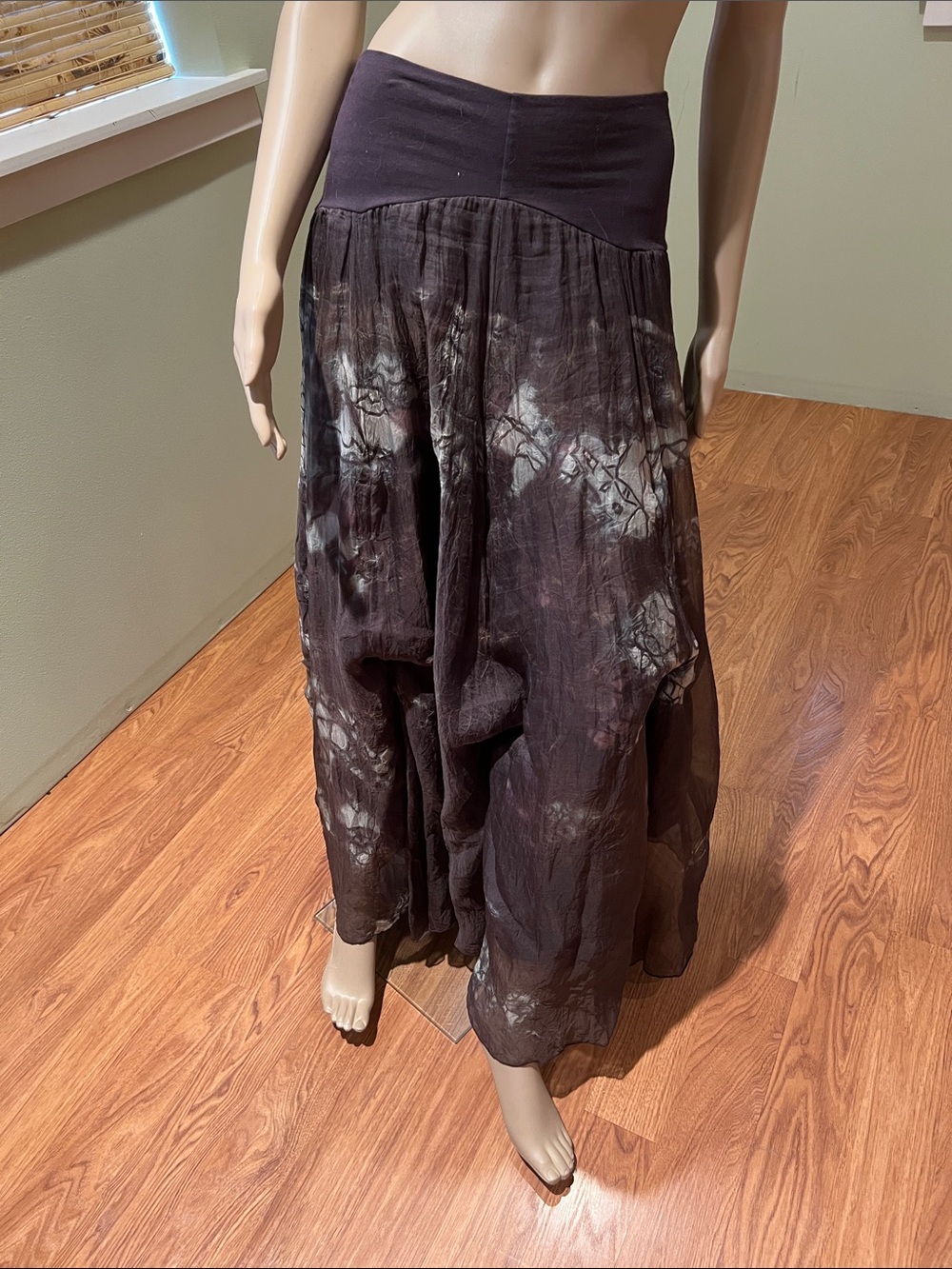 Layered brown cream multi colored tie dye Silk Boho Maxi Skirt Size M
